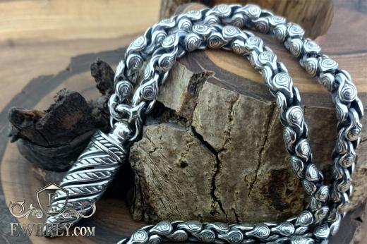 Набор из серебра: кулон «Пуля» с ониксом и авторская цепь, фото